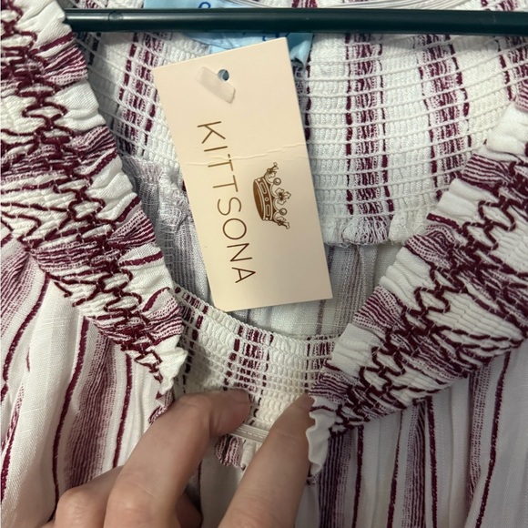 She + Sky Burgundy and White Striped Blouse - Picture 4 of 7